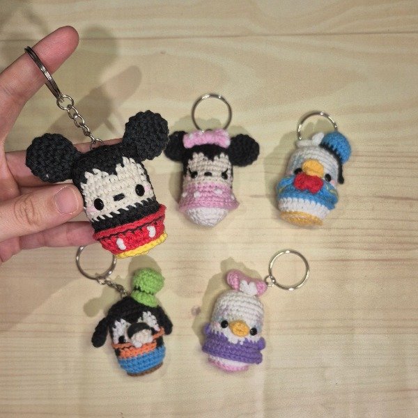Producto - Accesorio Mickey y sus amigos - Muñeco tejido