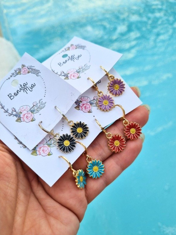 Producto - ARGOLLITAS AD FLOR ESMALTADA