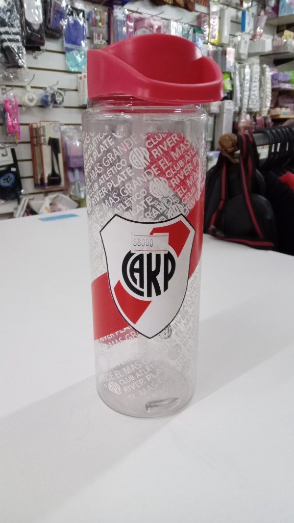 Producto - Botella de plástico river