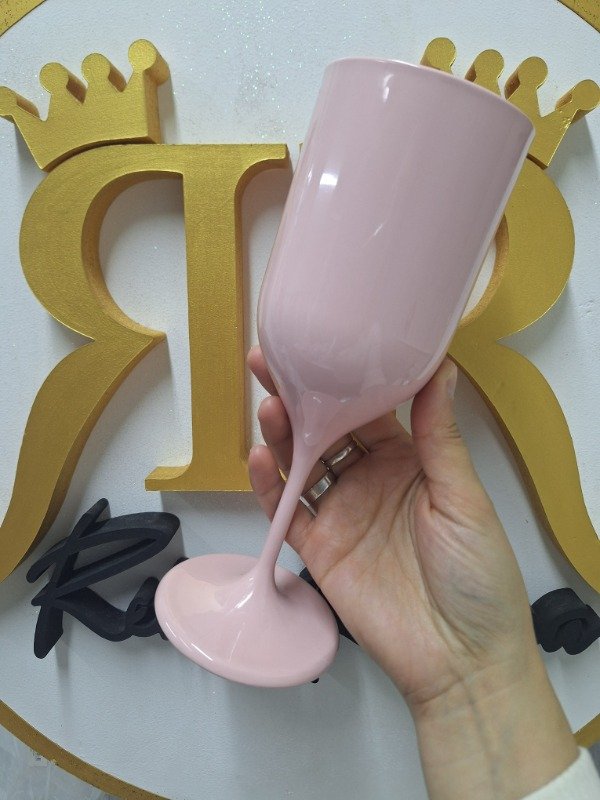 Producto - Copa de vino plástica rosa