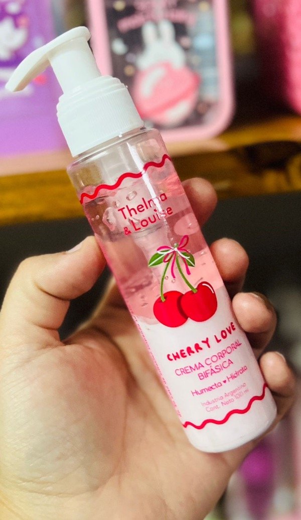 Producto - Crema corporal bifásica Thelma y Louise Cherry Love