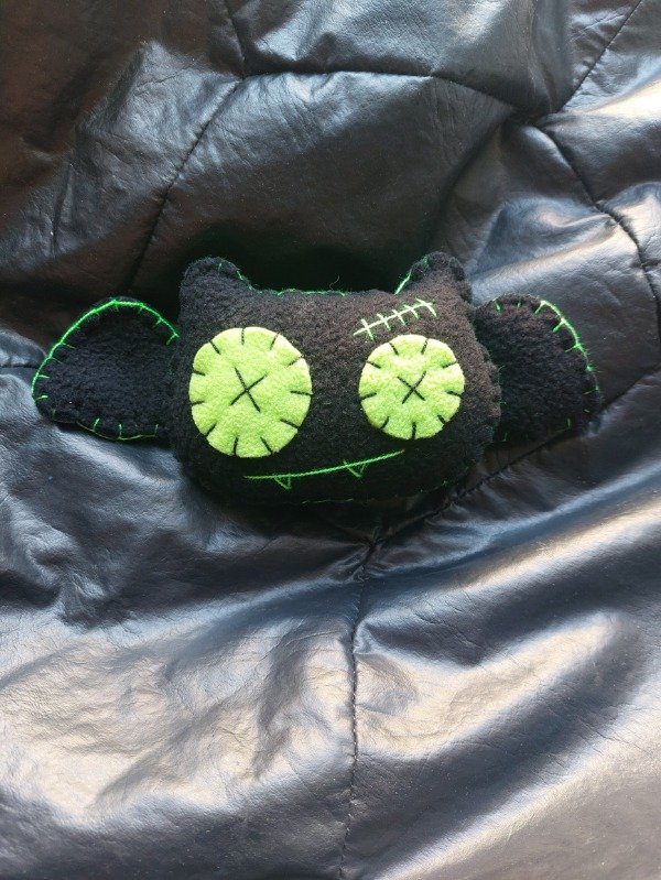 Producto - Vlad negro y verde neón