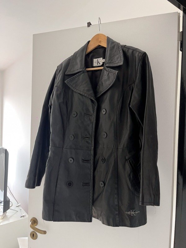 Producto - Saco Calvin Klein cuero ENVÍO GRATIS A SUCURSAL