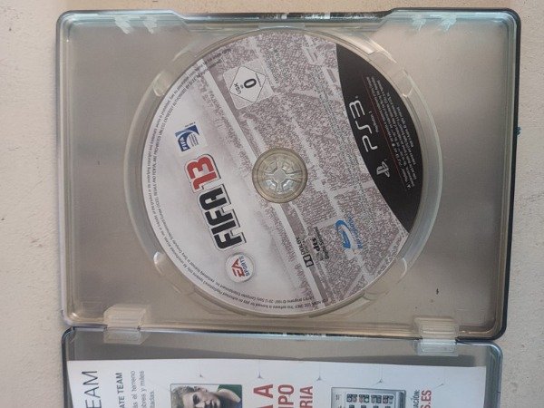 Producto - fifa 13 steelbook valencia c.f. ps3 usado (unico en argentina) - 2