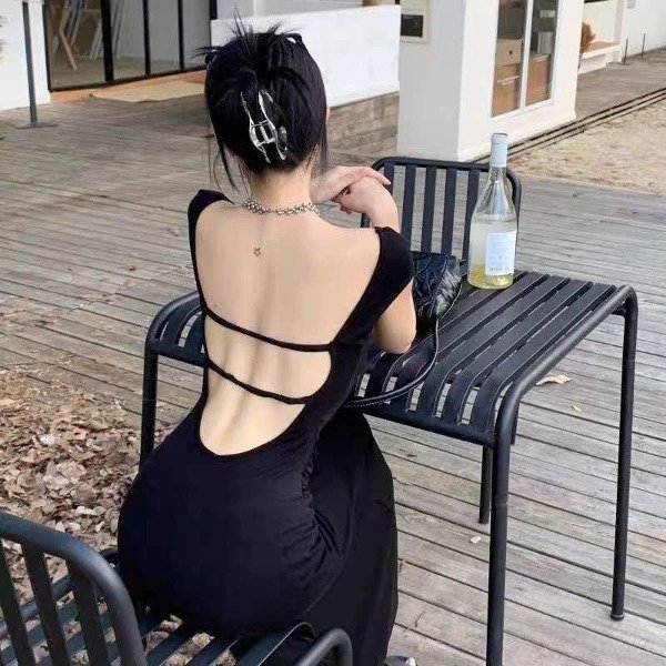 Producto - Vestido al cuerpo con espalda descubierta