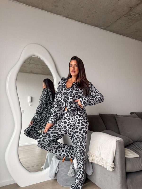 Producto - Pijama Print gris