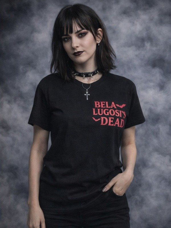 Producto - Remera Dracula Frente/espalda