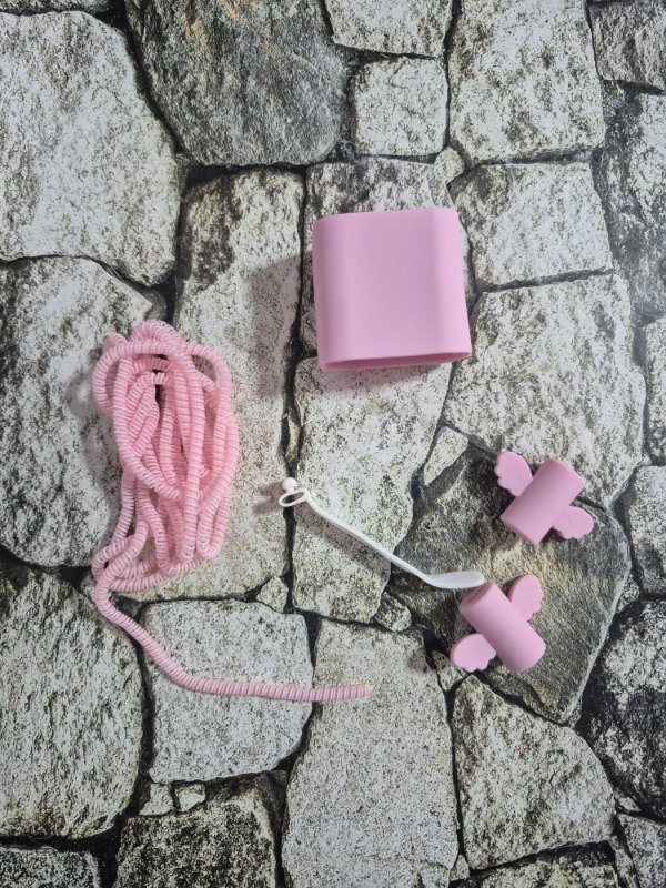 Producto - Funda cargador 20W rosa