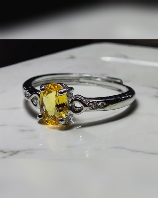 Producto - Anillo Regulable. Niquelado. Citrino. Modelo 1
