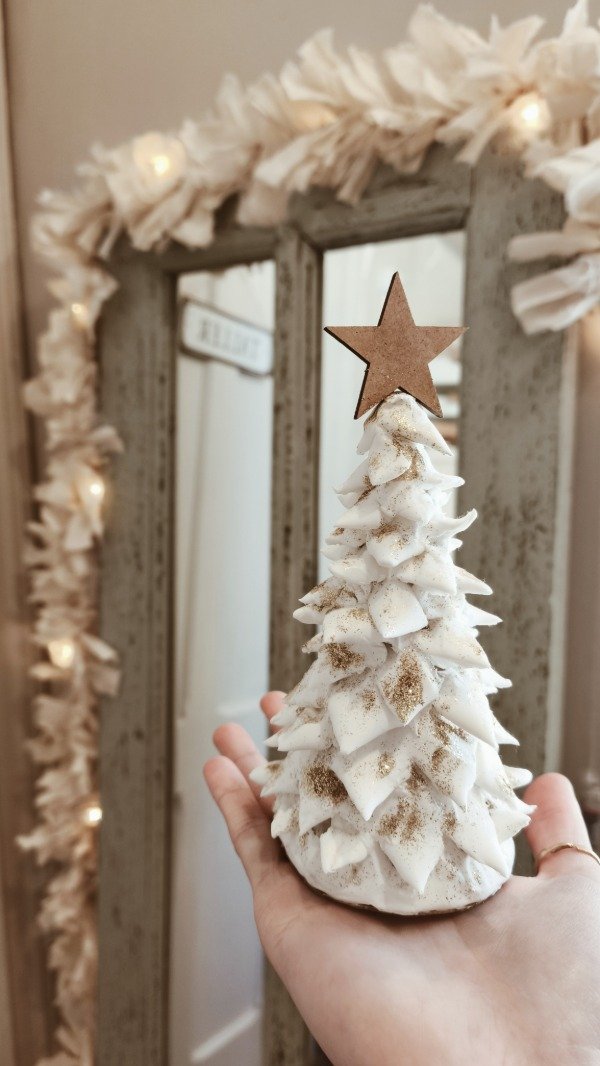 Producto - Arbolito picos dorados