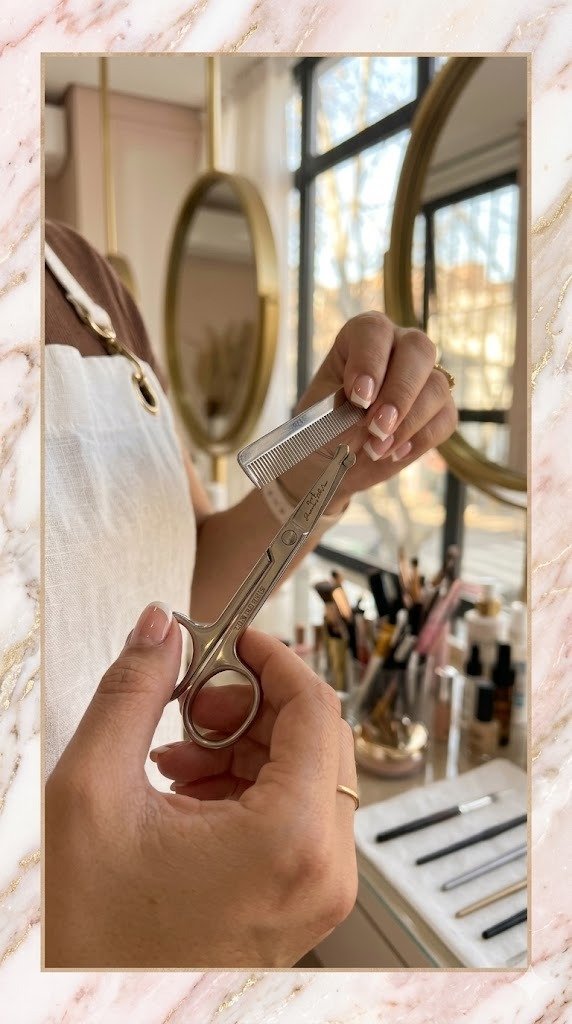 Producto - Tijera de Precisión con Punta Roma