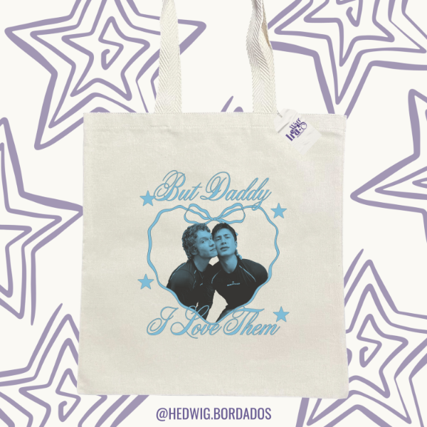 Producto - TOTE BAG But Daddy I Love Them HEATED RIVALRY