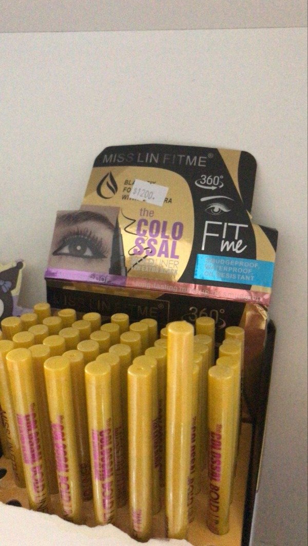 Producto - DELINEADOR FIT ME