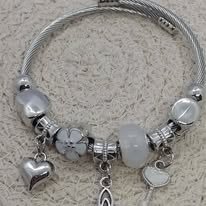 Producto - Pandora con Nudo de Bruja