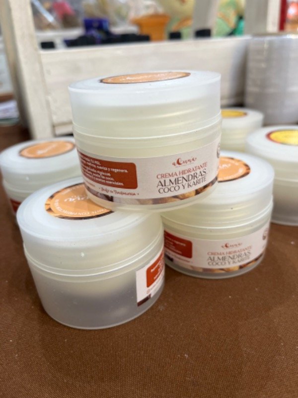 Producto - cremas faciales hidratantes