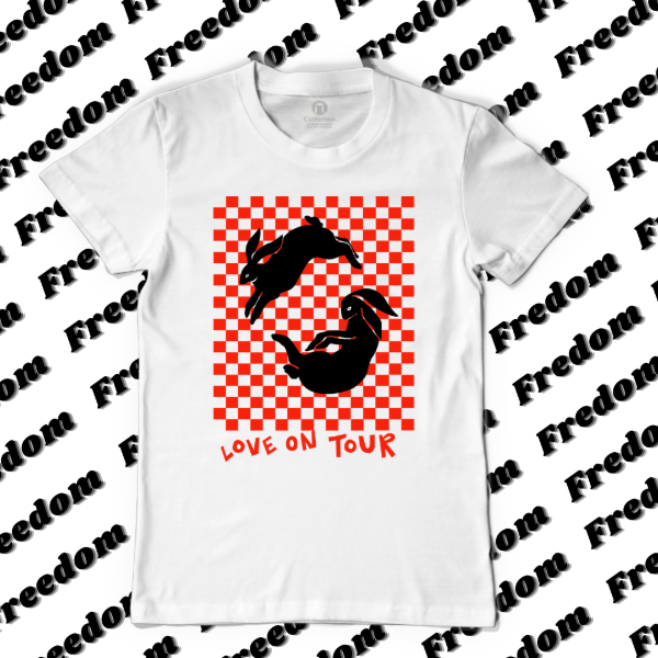 Remera LOVE ON TOUR cuadrille