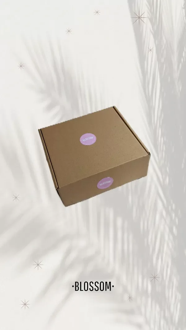 Producto - Box con logo para armar regalos