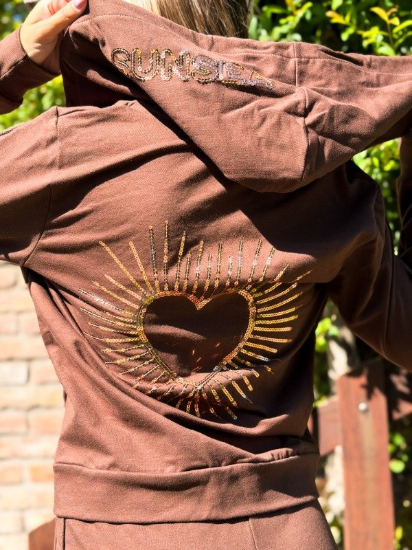 Producto - Campera chocolate con lentejuelas
