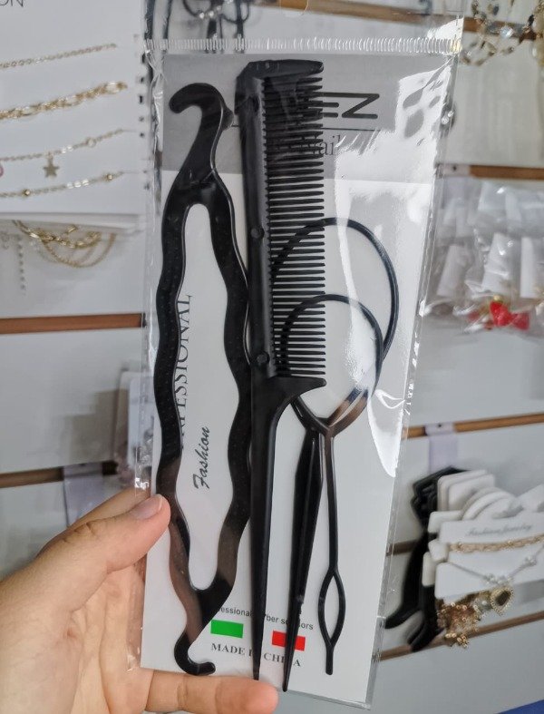 Producto - set de herramientas y peines