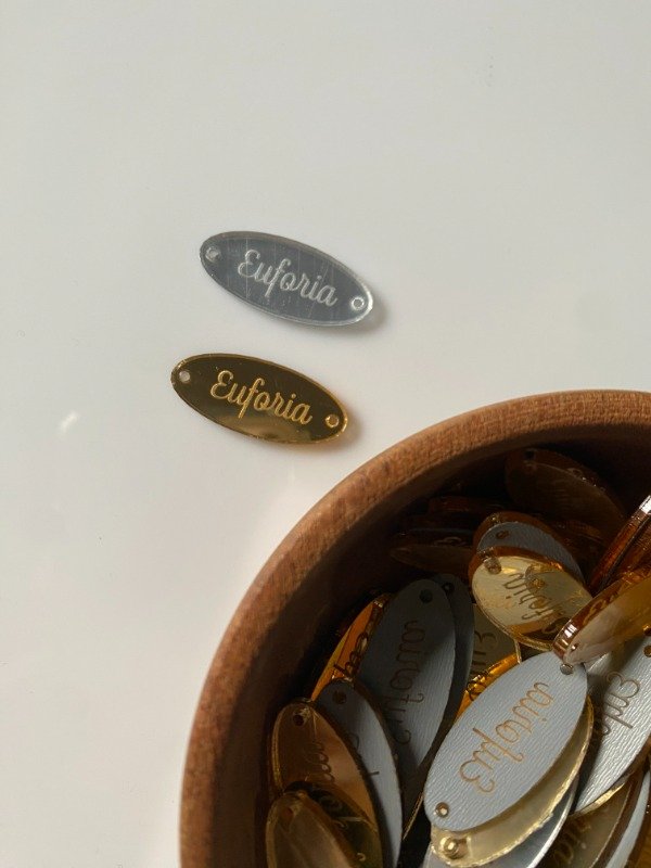 Producto - Dije ovalado 3x1.5 Acrilico Espejo