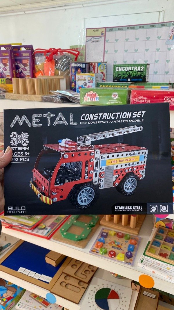 Producto - Set de construcción de metal- Bomberos- 292 piezas- Wi