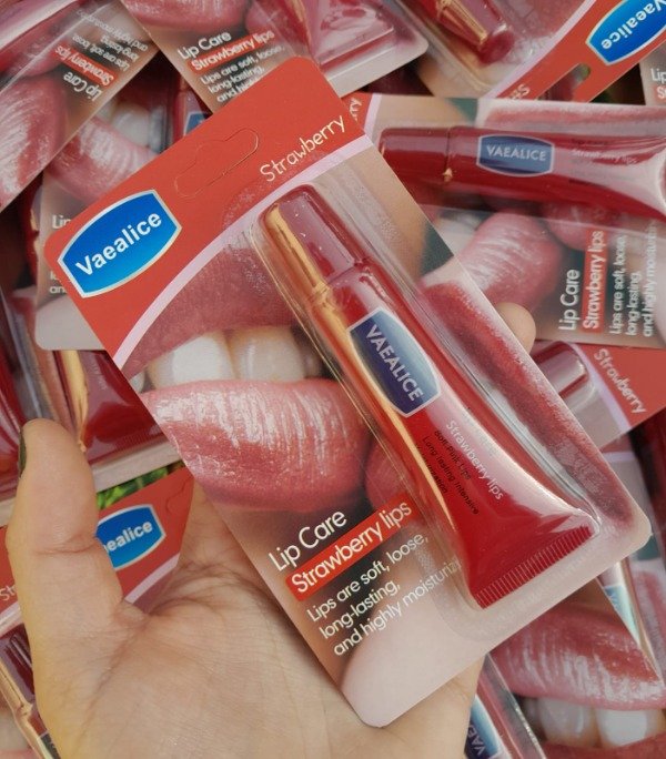 Producto - Bálsamo labial líquido de frutilla