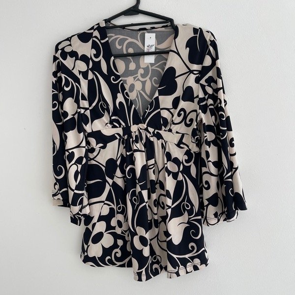 Producto - floral wrap blouse 1.