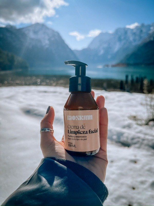 Producto - EMULSION DE LIMPIEZA FACIAL