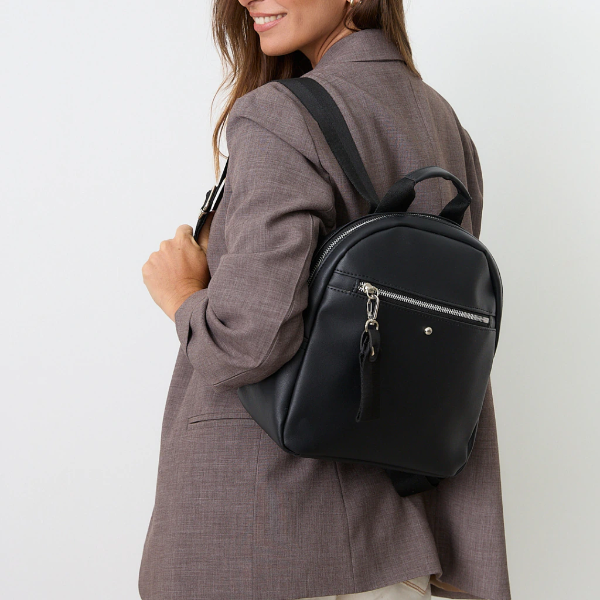 Producto - Mochila Olivia cuero PU Negra - 1