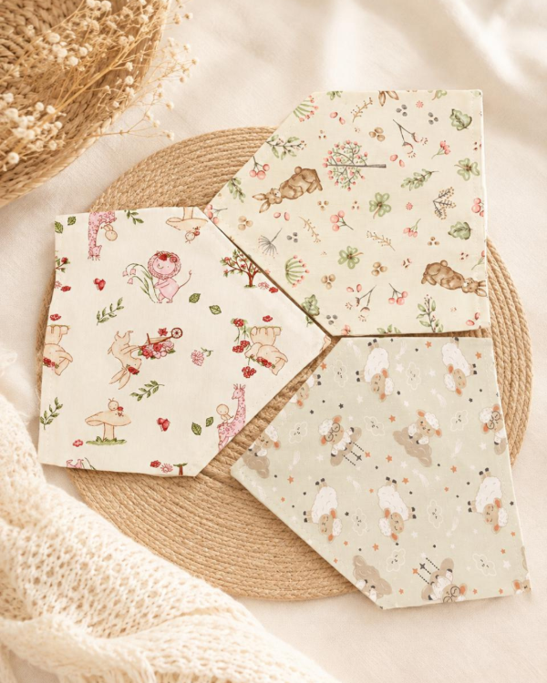 Producto - PACK 3 BABEROS BANDANA CON PLASTICO ATRAS - 0