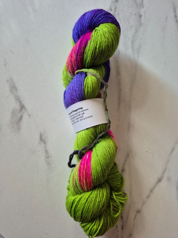 Producto - Verde y violeta M19FG