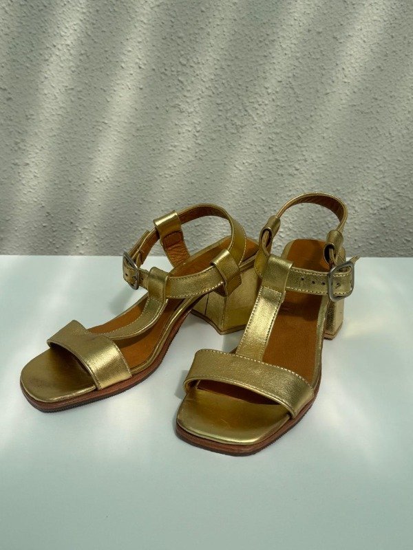 Producto - Sandalias Caterina Dorado