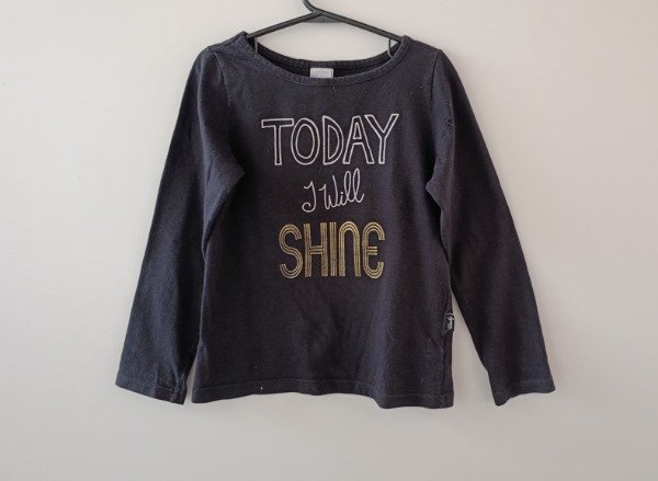 Producto - REMERA M/L NEGRA MARCA CHEEKY TALLE 6
