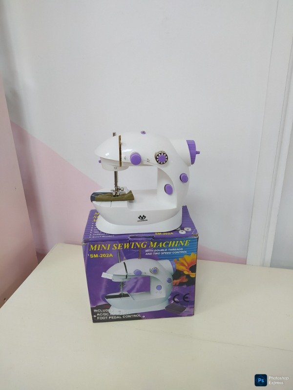 Producto - Mini máquina de coser - 1