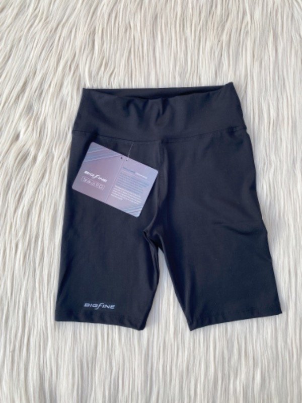 Producto - Negra lisa BF