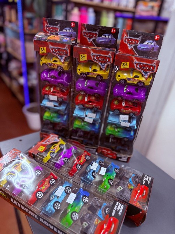 Producto - Set de autos CARS