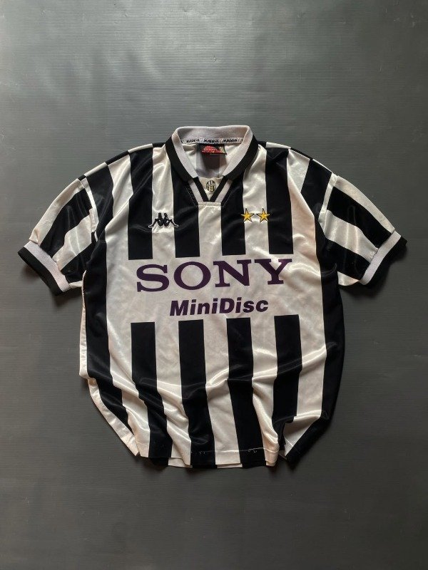 Producto - Camiseta titular Juventus 1996