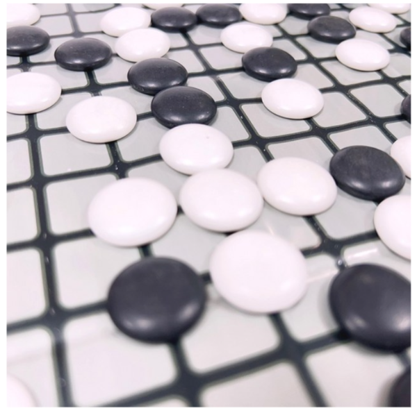 Producto - GOMOKU en lata (juego parecido al 4 en línea) - 2