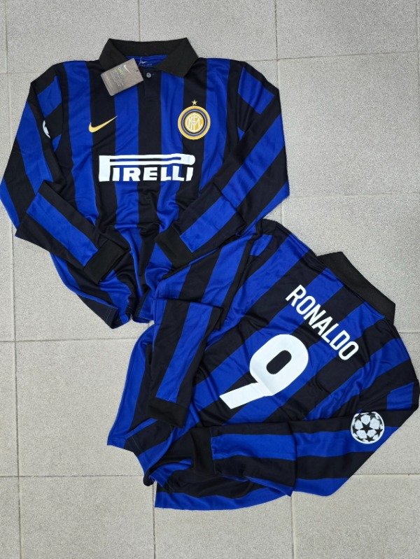 Producto - Camiseta Inter Milán Ronaldo Nazario Retro Mangas Largas