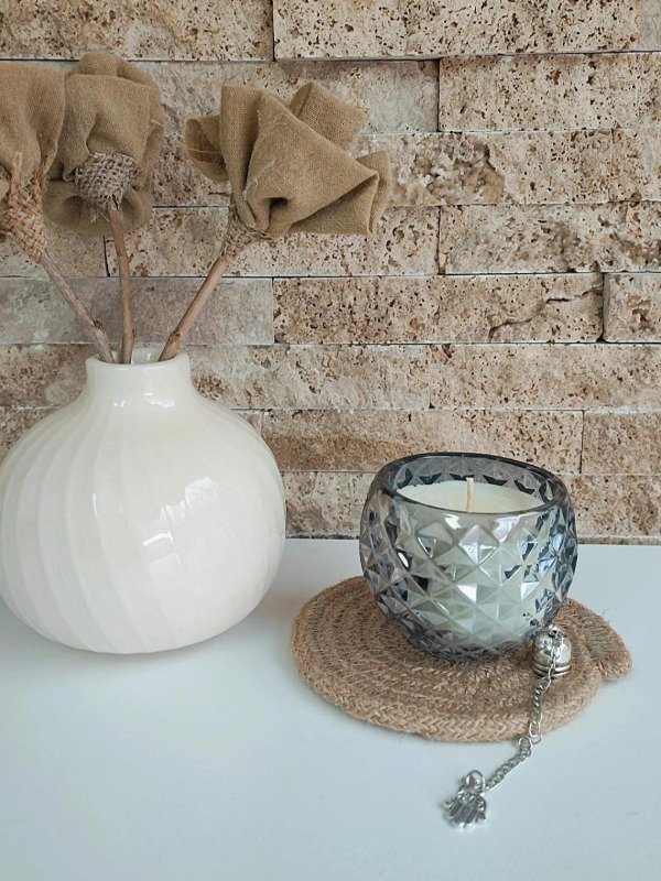 Producto - Vela de Soja en Portavelas rombos gris fume