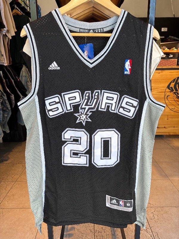 Producto - Musculosa Spurs Ginobili