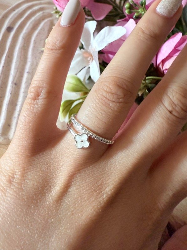 Producto - Anillos trebol  blanco