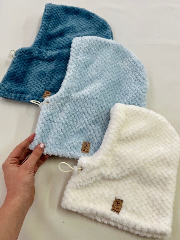 Producto - Cuellito con capucha honey