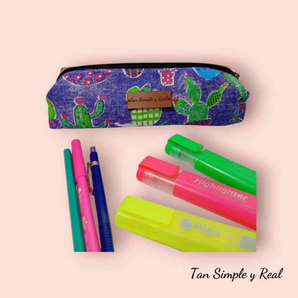 Producto - Cartuchera Mediana Cactus Violeta