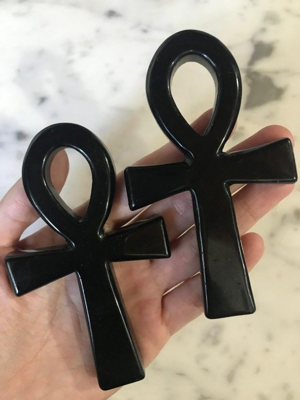 Producto - CRUZ EGIPCIA ANKH OBSIDIANA NEGRA