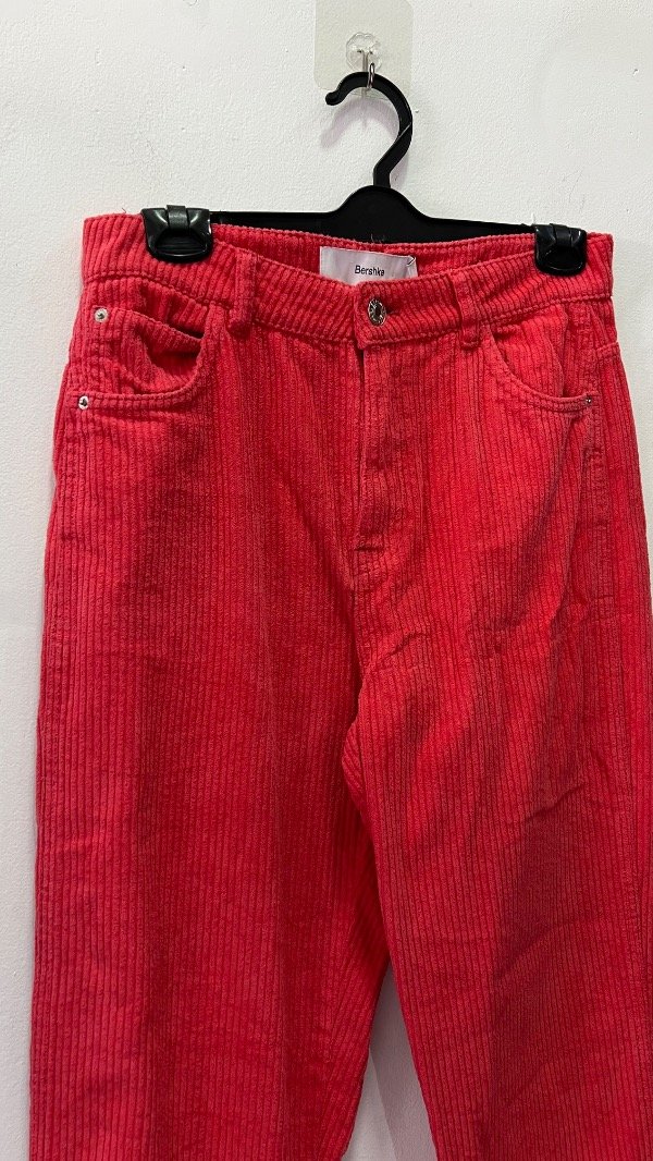 Producto - Pantalón Bershka corderoy - 0