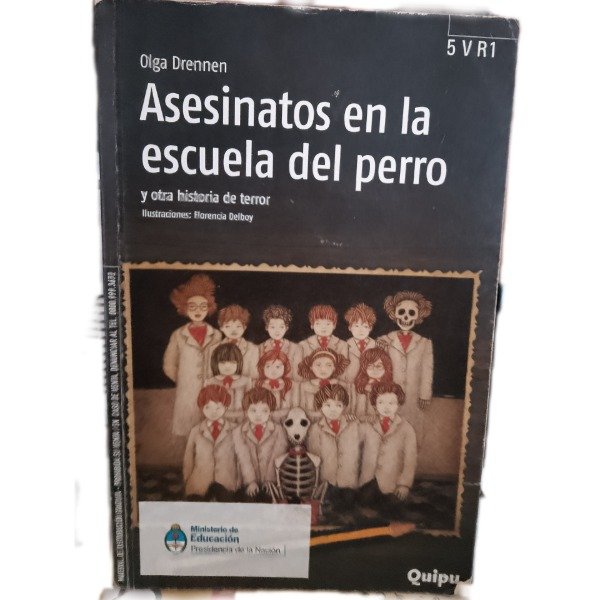 Producto - Asesinatos en la escuela del perro. Olga Drennem