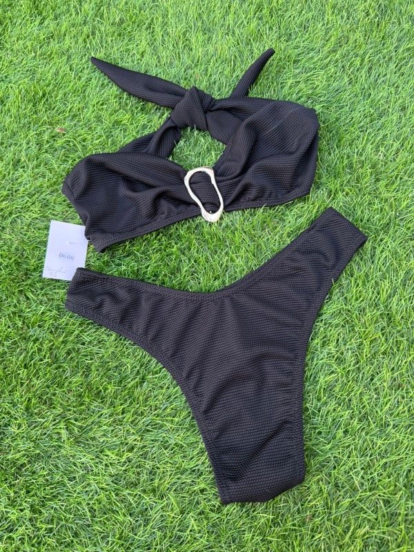 Producto - Bikini negra wafle hebilla