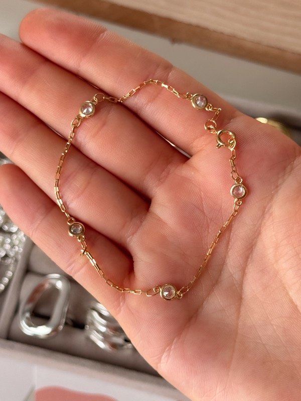 Producto - Pulsera con brillos ac dorado