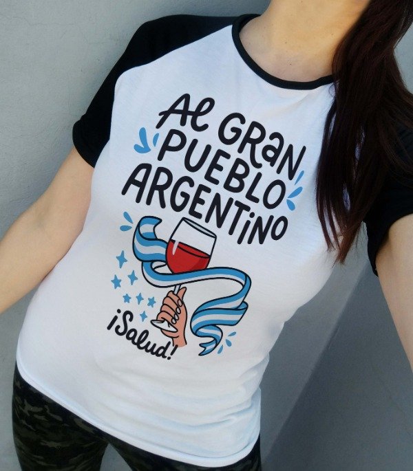 Producto - Remeras Modelo unisex mangas ranglan Diseños Argentina